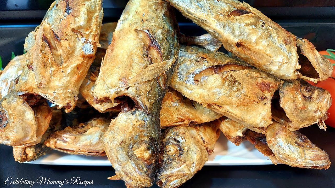 How To Fry Fish With Flour/fried fish recipe ghana style in a pan without sticking to wok.
