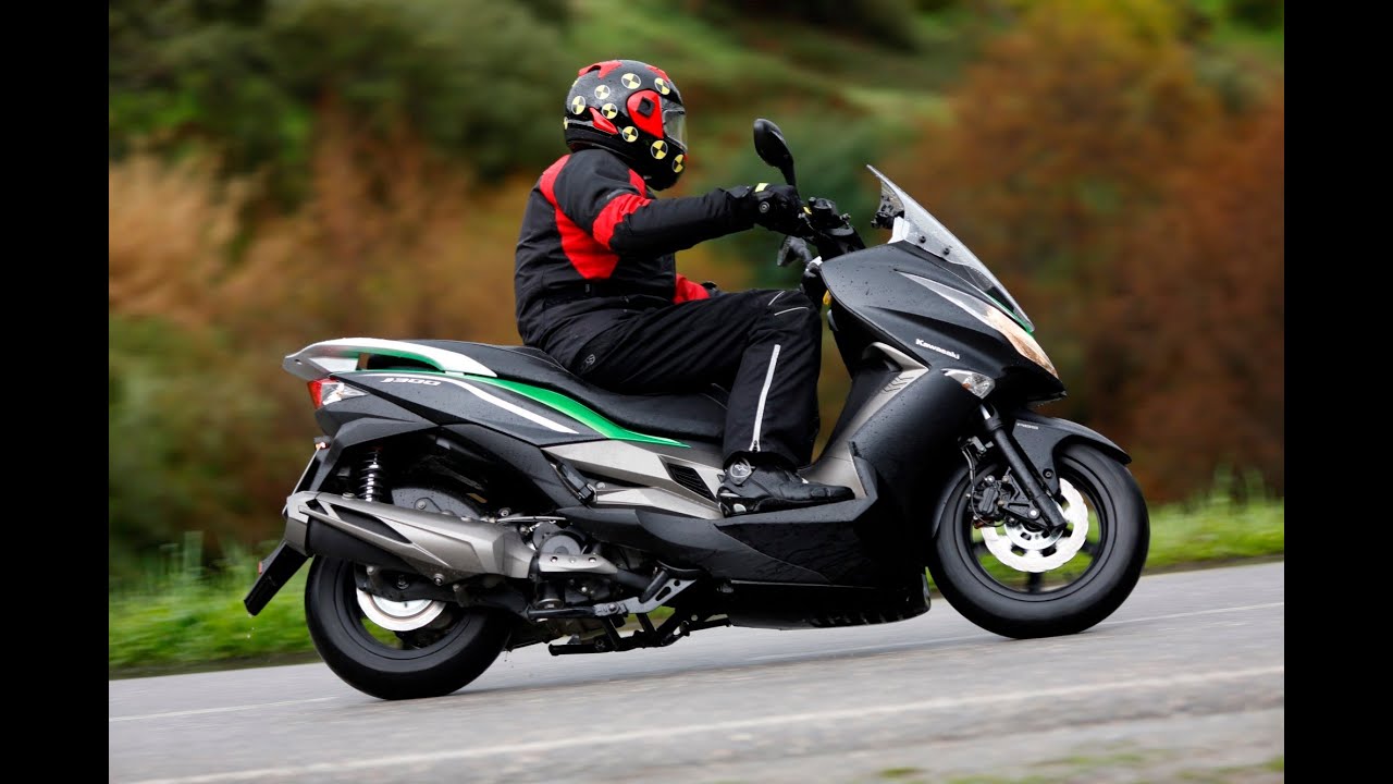 Test 2014 Kawasaki J300 motorscooter