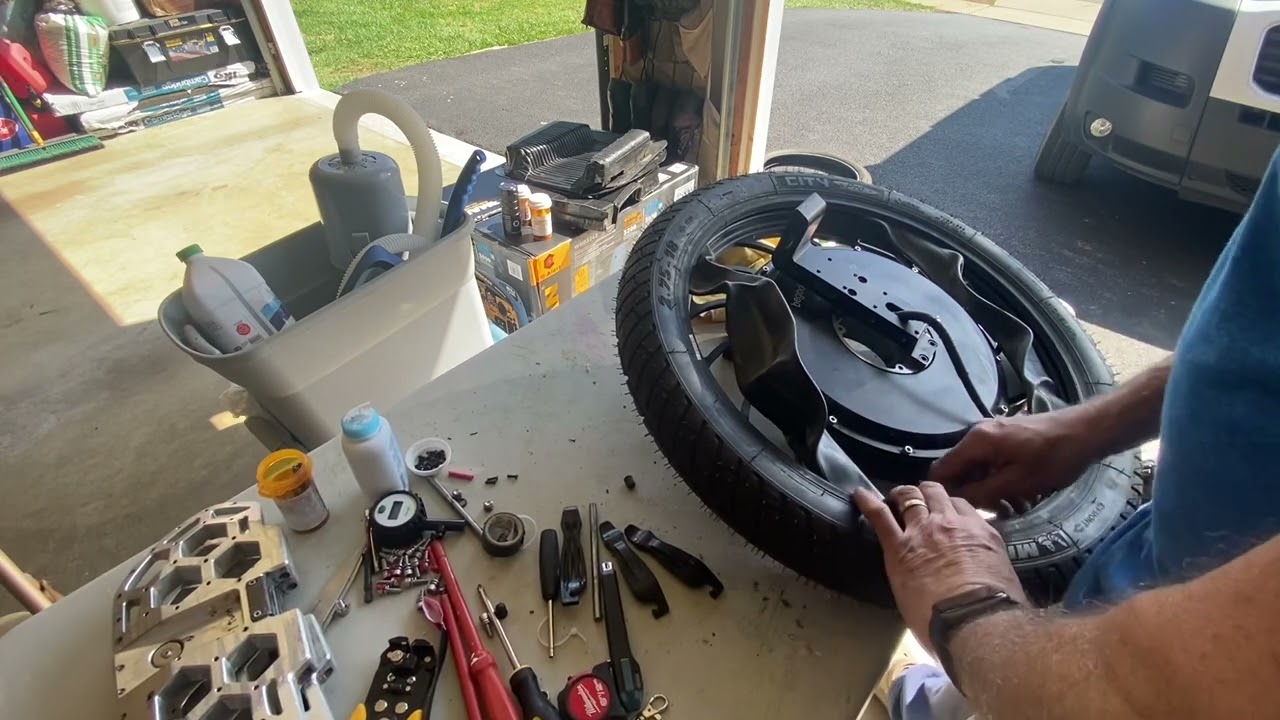 Monster Pro tire change