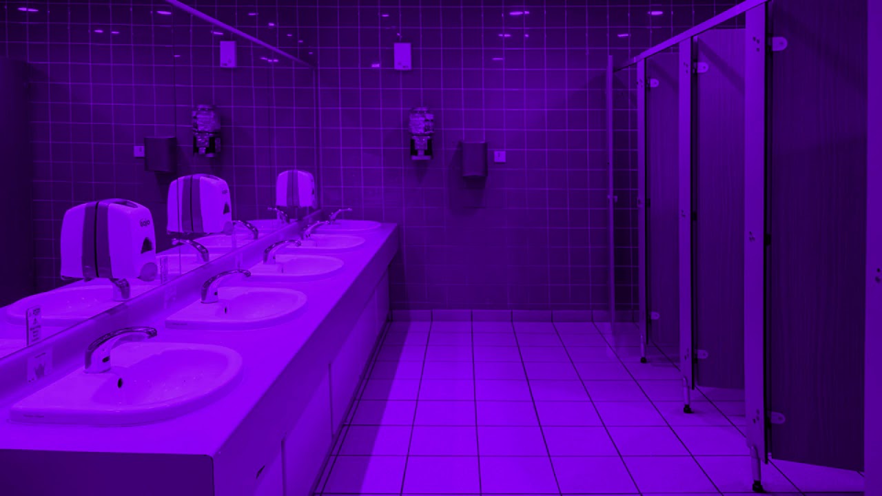 ma cherie but you're in a bathroom at a party