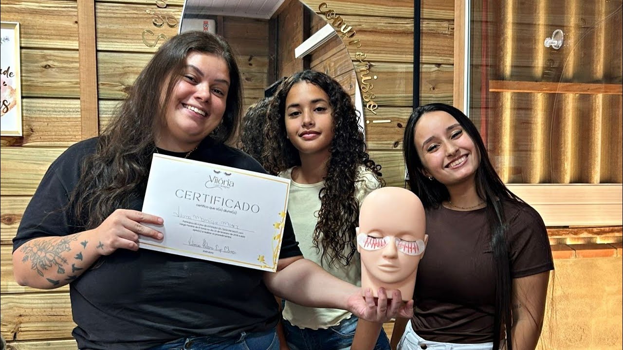 FIZ O CURSO DE EXTENSÃO DE CÍLIOS 🥰 AGORA SOU LASH DESIGN