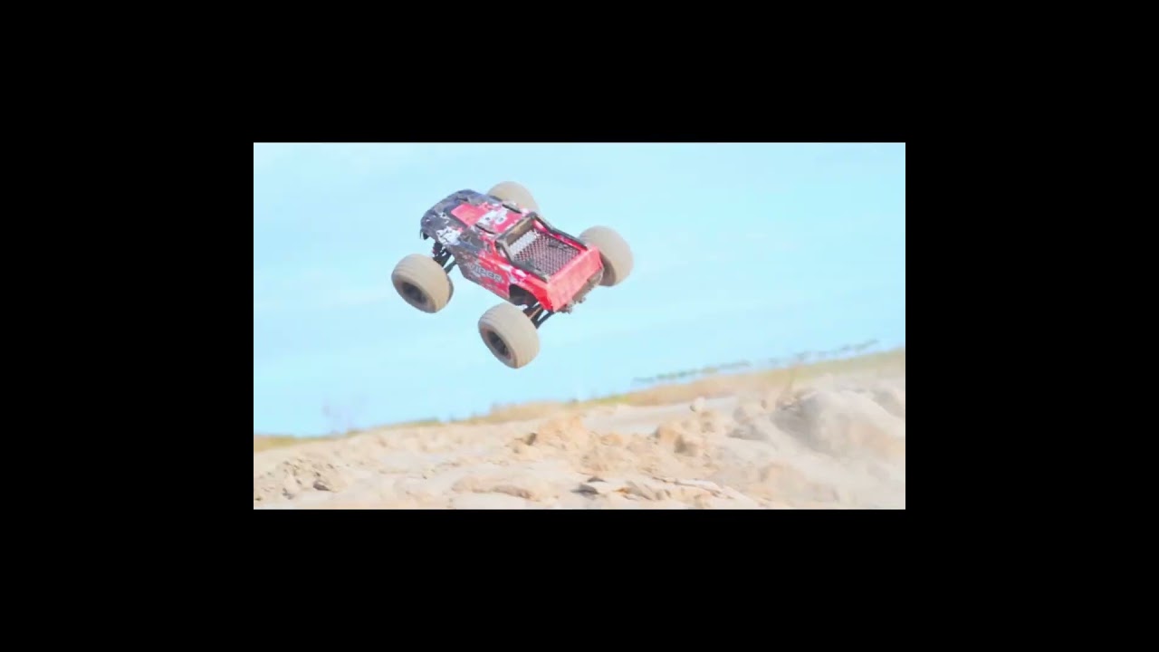 DEERC H16R RC Car 🚗✨ Holiday-Ready Speed & Fun! 