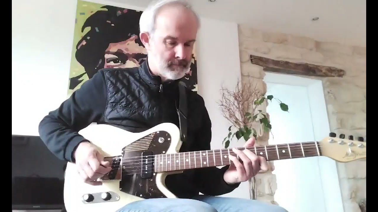 #eyeinthesky # magnetoguitars