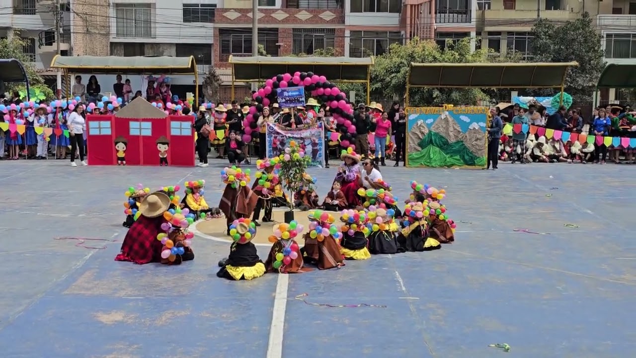 STAJ - Inicial 4 añitos. Danza: CARNAVAL DE CAJAMARCA.
