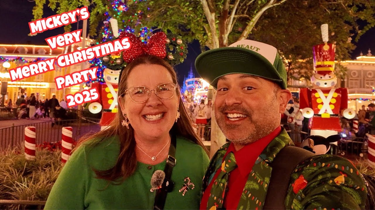 Mickey's Very Merry Christmas Party 2025 | Magic Kingdom | Fireworks POV