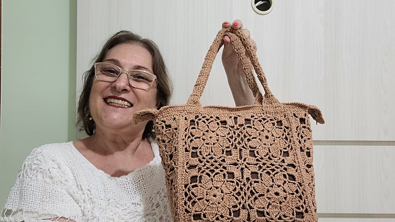 Bolsa de Crochê com Linha e Forro de Tecido - Primeiro Trabalho da Tia Graça!