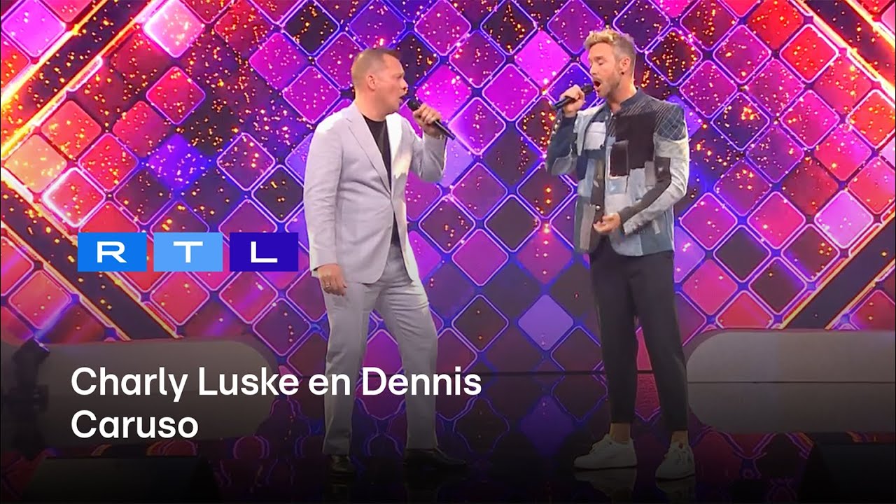 Charly Luske verward panel met stemvermomming in duet met neef Dennis | DNA Singers