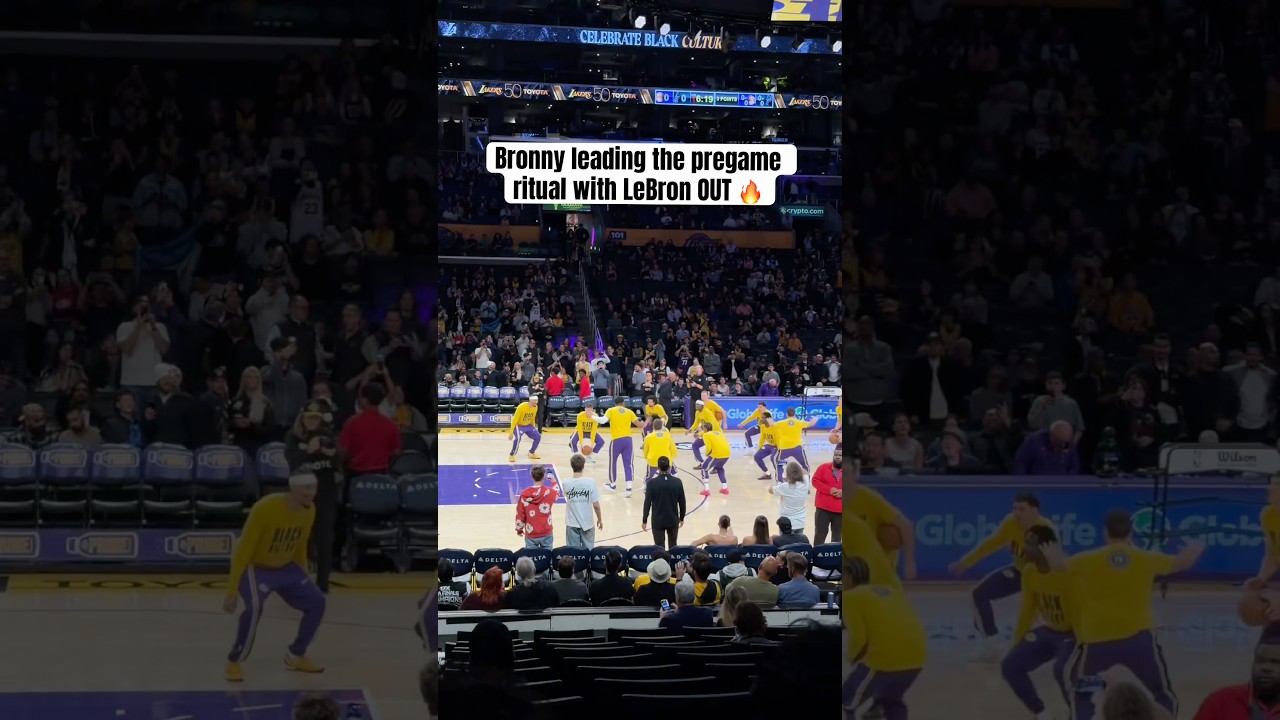 Bronny filling in for LeBron 😅 (via @LADE24)