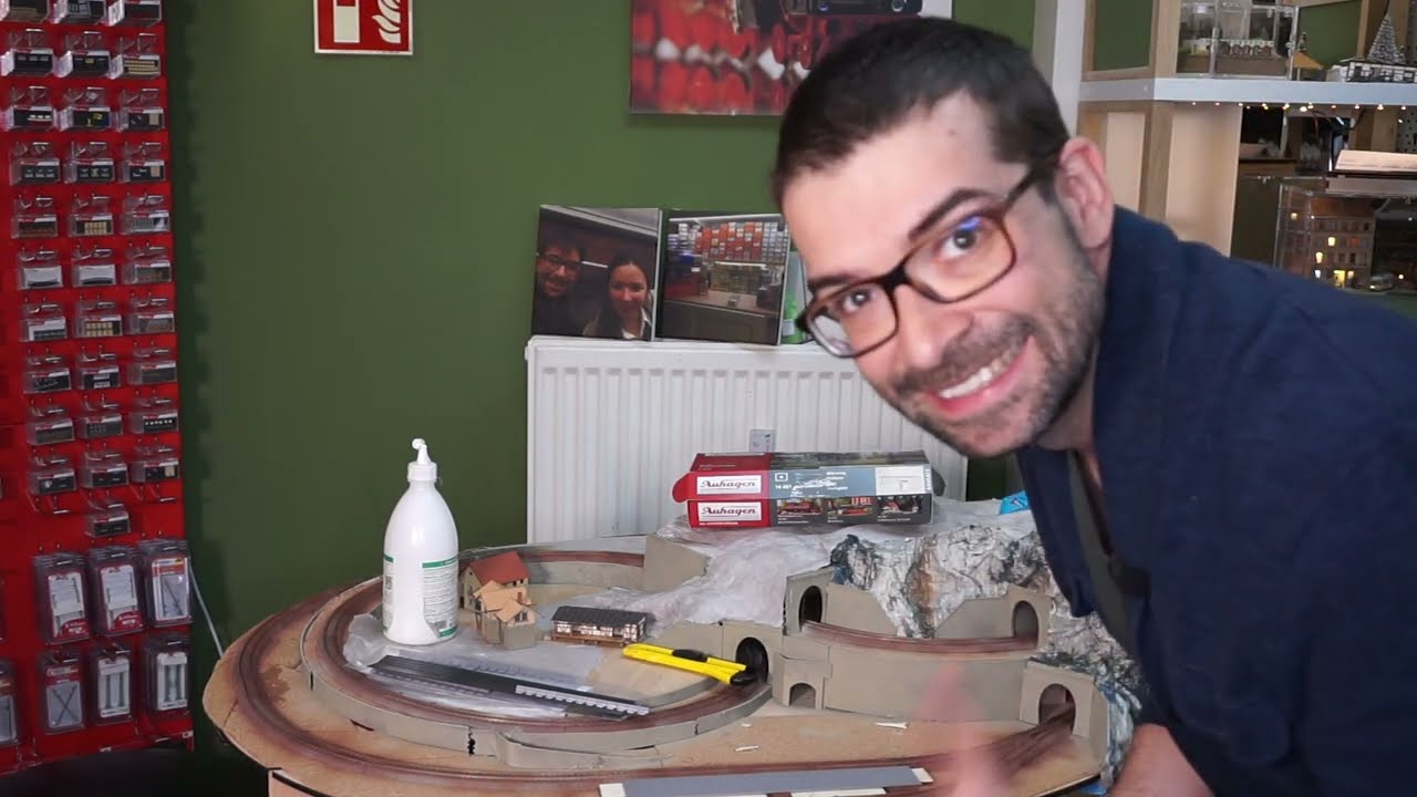 Wir bauen eine Anlage - Kitbashing Bahnsteig mit Auhagen