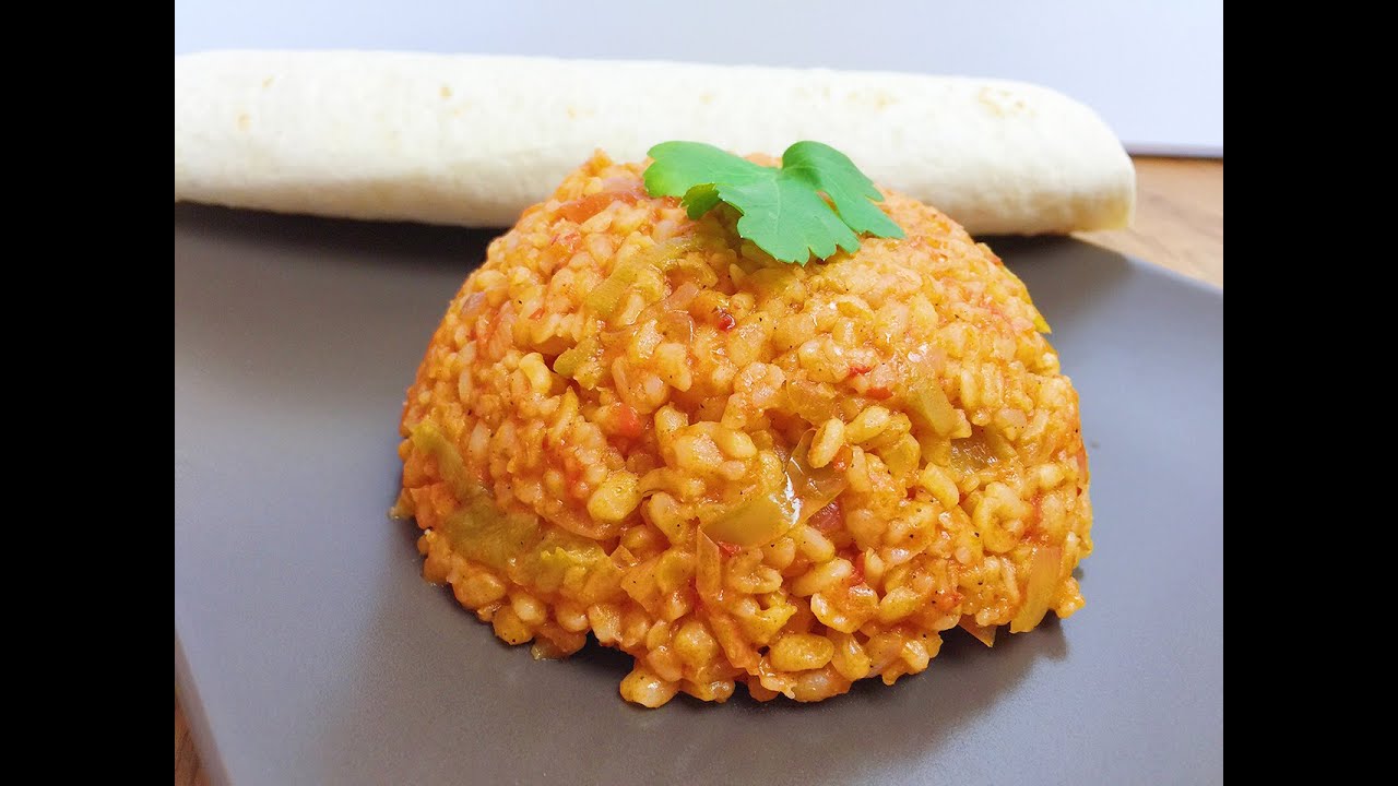 Bulgur Reis mit Tomaten /  Domatesli Bulgur Pilavi