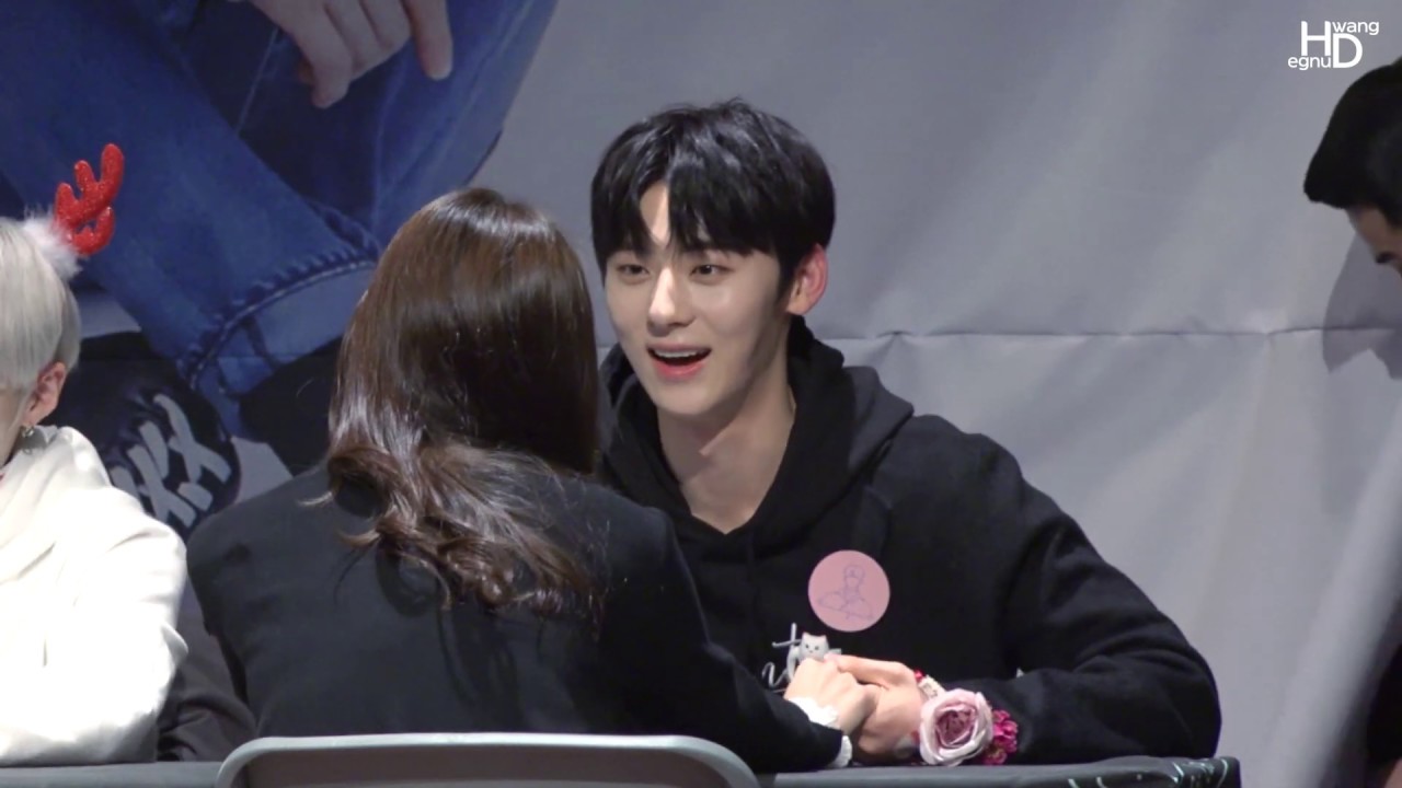 20181217 씨이앤Ce& 팬싸인회 황민현02