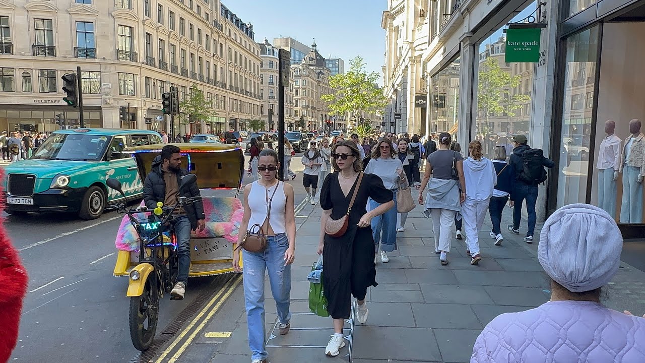 London Bank Holiday Walk 2025 | Summer Street Walking Tour in Central London (4K HDR)