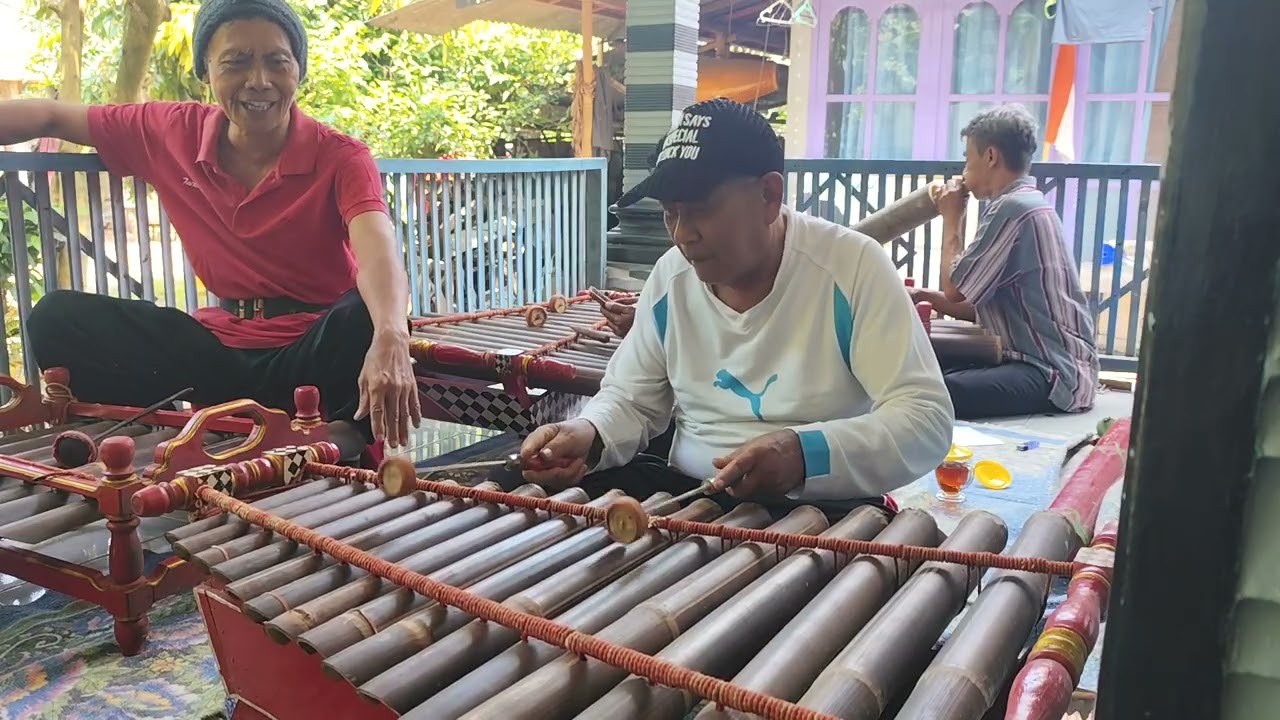 Gendhing Lobong Ilang (Banjarwaruan) 