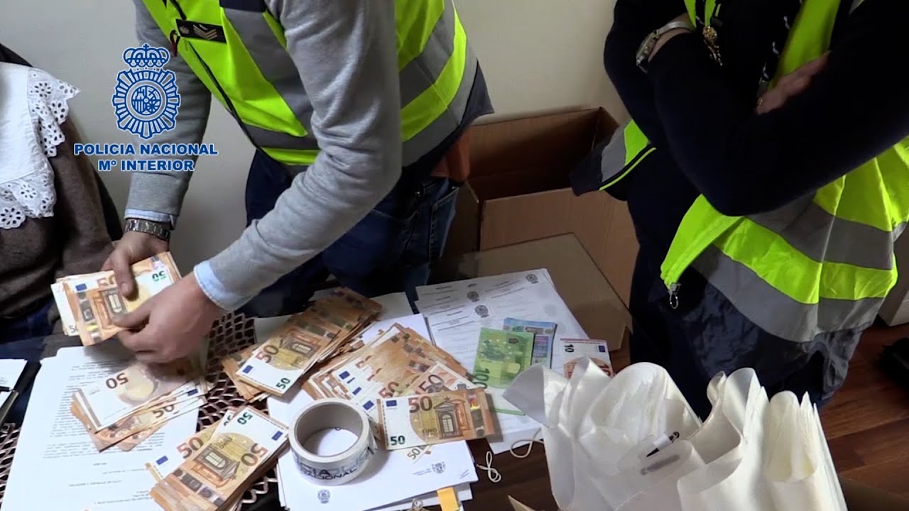 Cinco detenidos en Barcelona por estafas telefónicas masivas