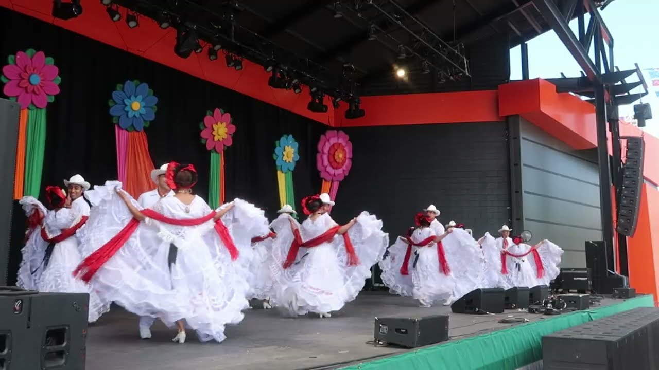 🇲🇽 Bailando 
