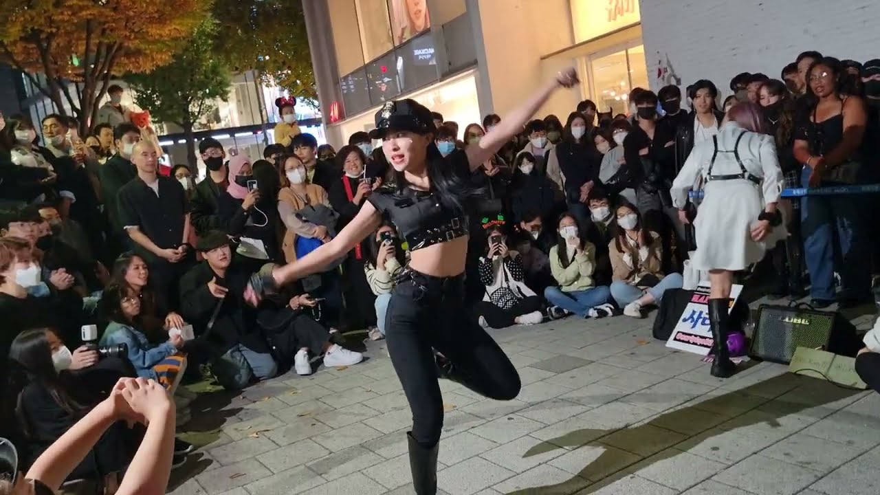 SATURDAY. MAJESTY: J MOON, SARI & KATE. FASCINATING INTERACTIVE. HONGDAE BUSKING.