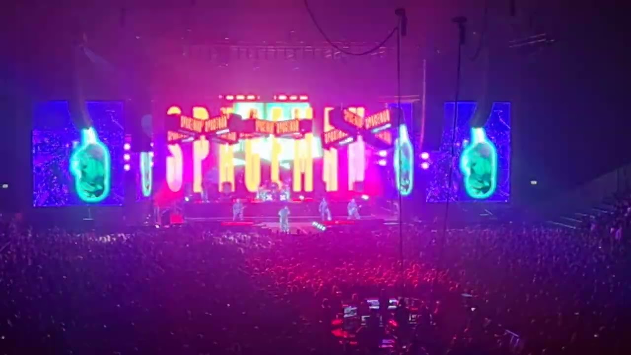 Electric Callboy Spaceman live Copenhagen 1/11