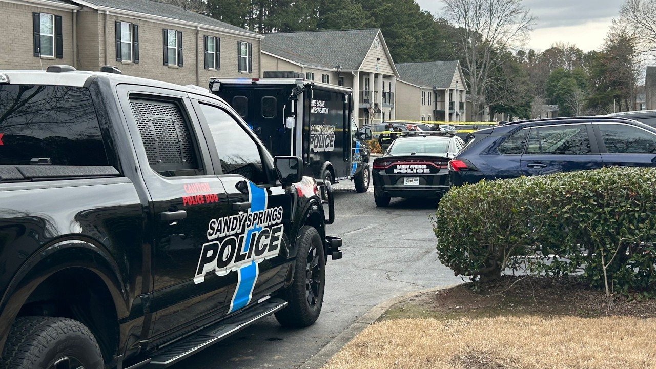 2-year-old fatally shot at Sandy Springs apartment complex