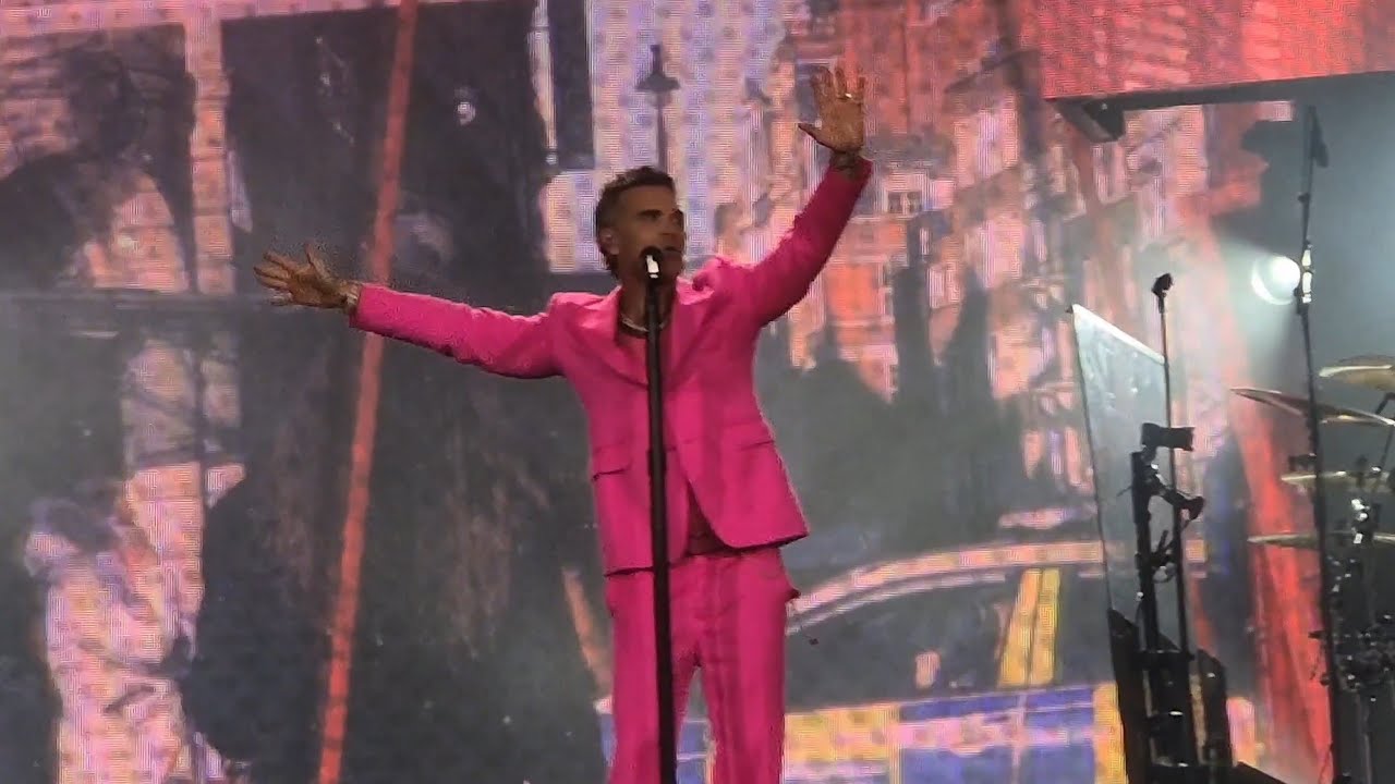 Robbie Williams: Spies [1st ever Live Performance)| Live in Berlin [Tag 1],22.7.2025 (Brit-Pop Tour)