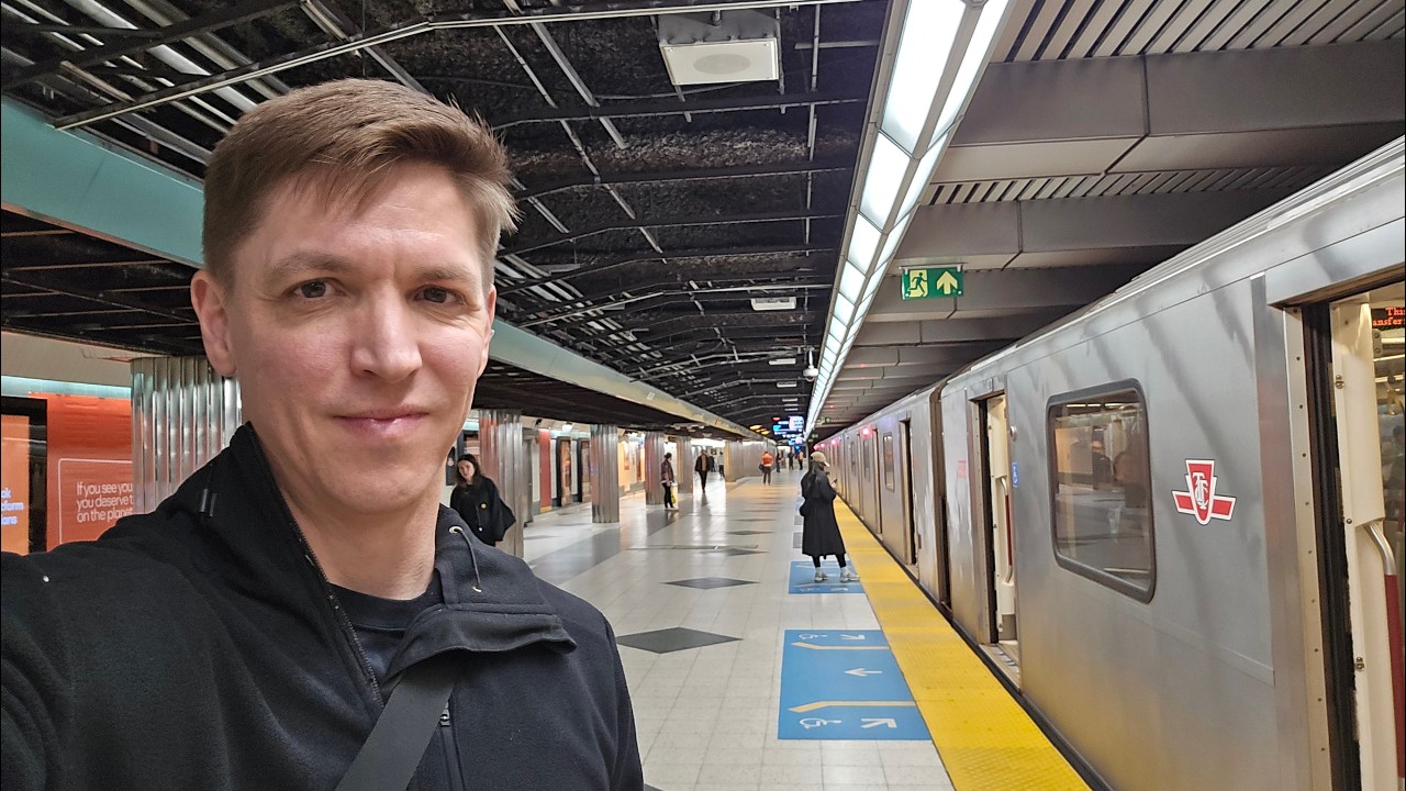 Toronto Live! Пятничный вечер в центре города... К черту TTC!