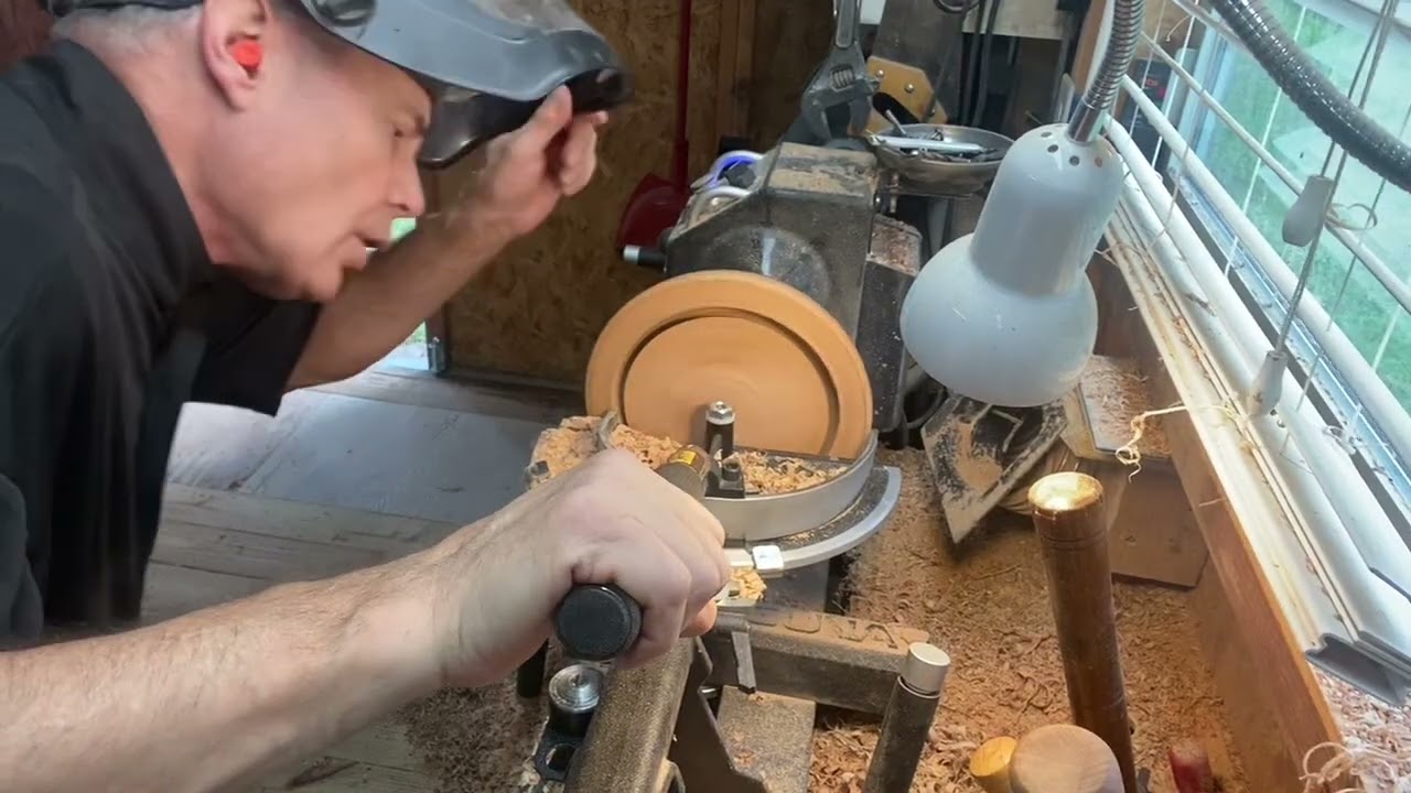 Woodcut Tools bowl saver… first time 