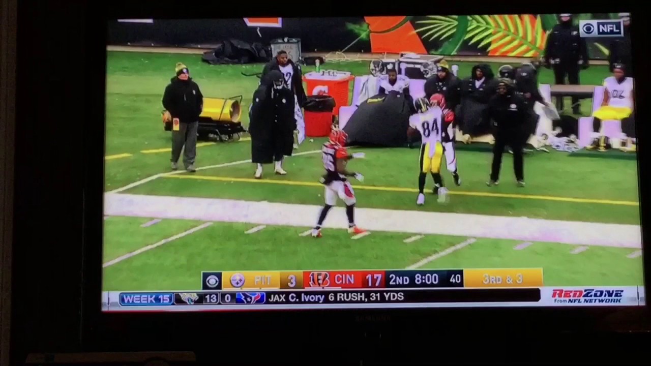 Antonio Brown breaks record for 470 catches in a 4 year span! | NFL