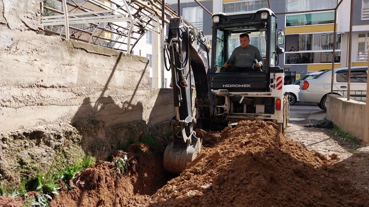HİDROMEK 62ss kanal açma #hidromek #keşfet #jcb #komatsu #ingilizce #inşaat #cat #mini #video #jcb