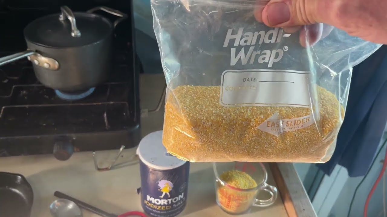 Tom cooks grits delicious and easy to make with tips  #grits #recipes #bahamaslife #offgridliving