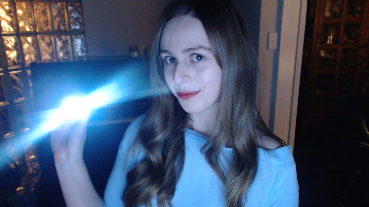 ASMR LIGHT TRACKING WITH TINGLY SOUNDS