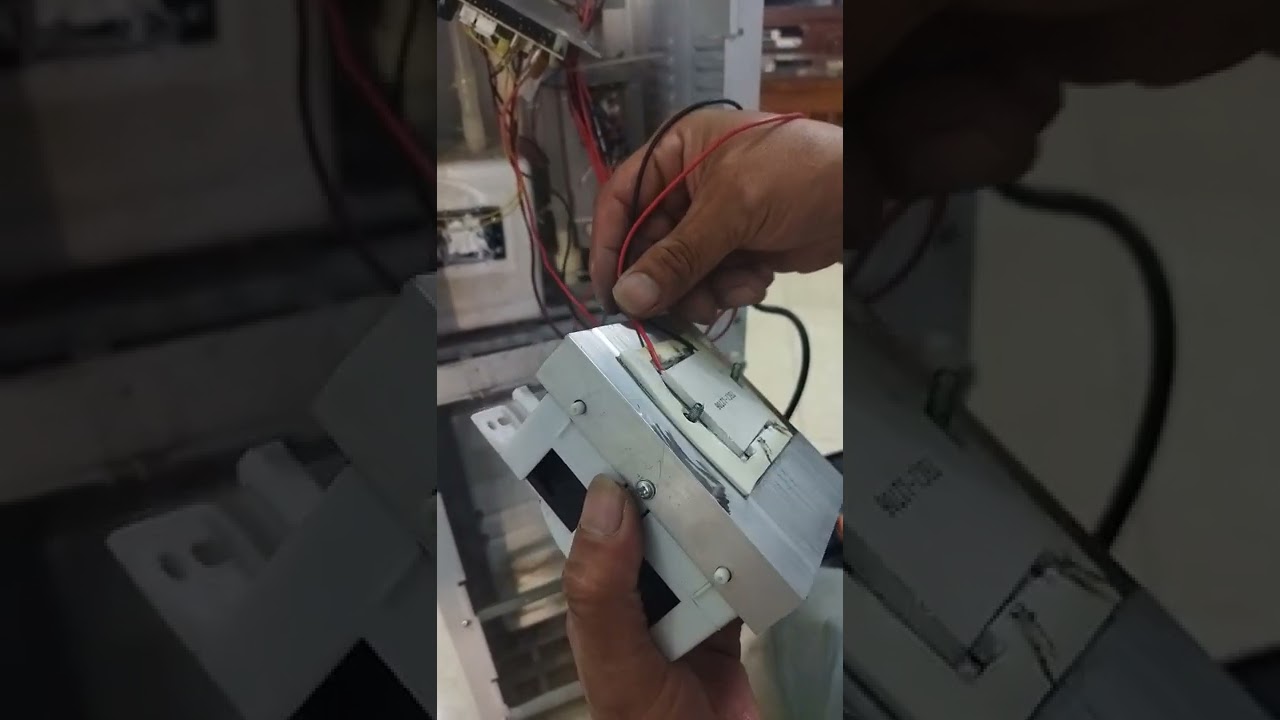 sửa cây nước nóng lạnh bật lên chỉ có nước nóng