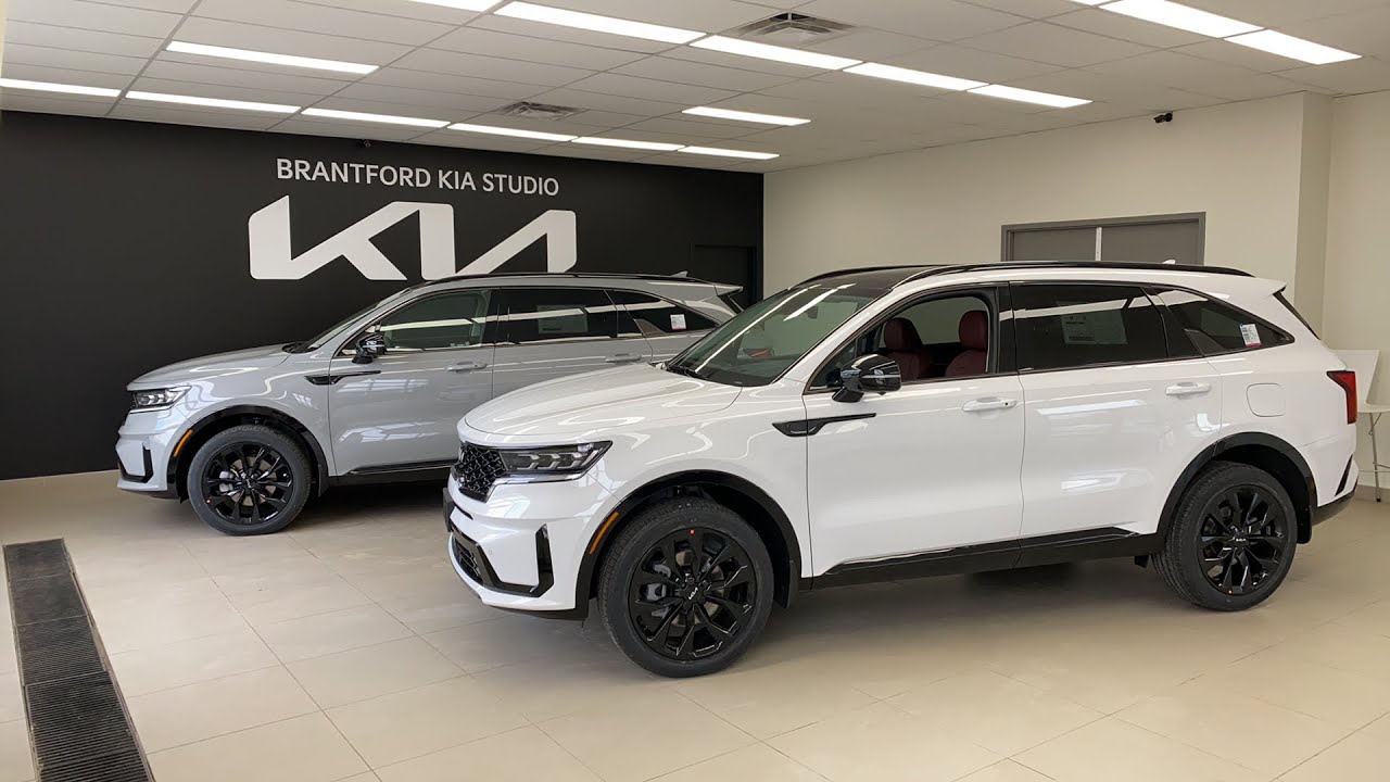 LIVE: 2022 Kia Sorento SX Burgundy leather & full Tech review!