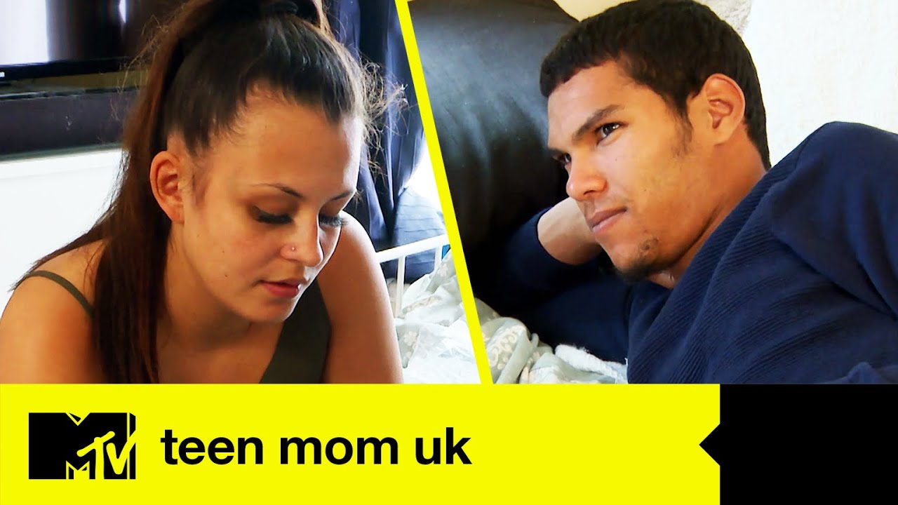 Mia's Girls’ Night Out Causes Awkward Manley Chat | Teen Mom UK 1