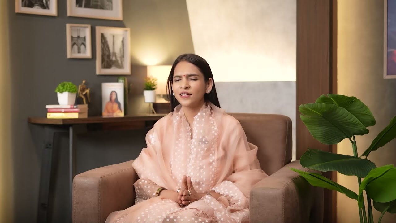 Hare Krishna Chanting 🪷| Riddhi Deorah