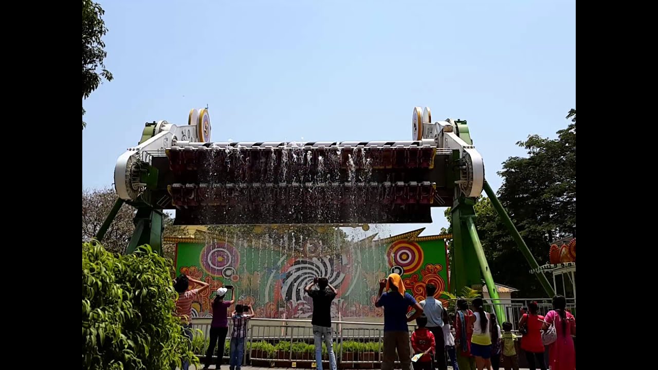 Breath Taking & Dangerous Top Spin Ride of Essel World!!