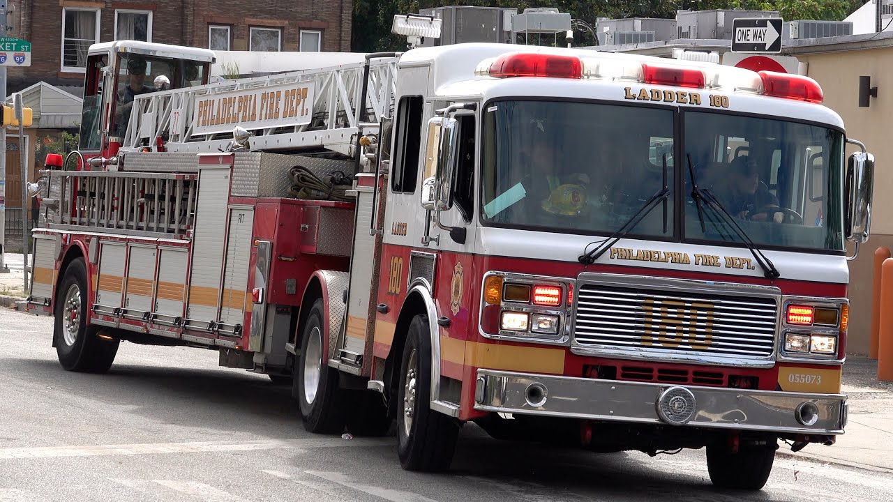 Philadelphia Fire Department Ladder 6 Responding