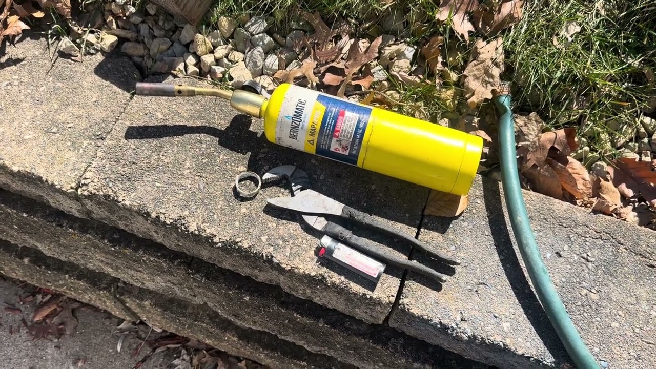 Singing the praises of map gas torches and the wonders of heat on that frozen hose fitting.