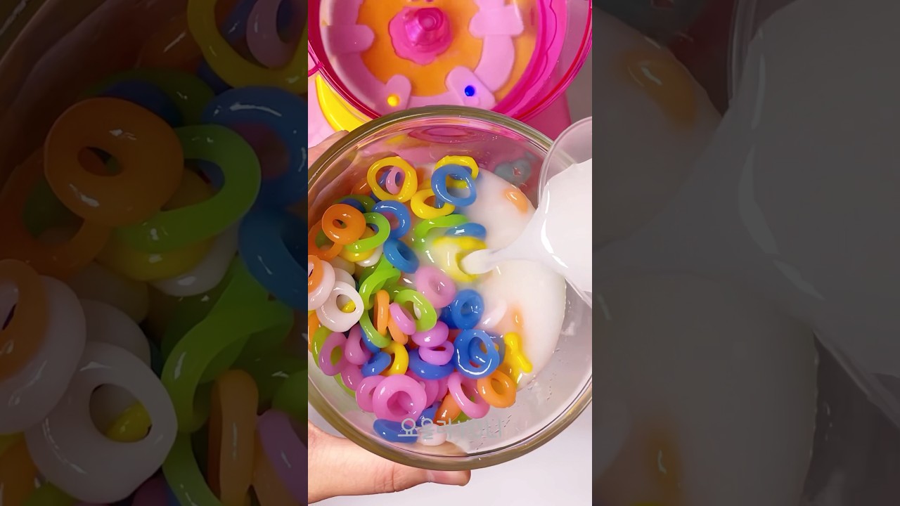 DIY Cereal🌈🥣 with Magic Jelly Cooking Pot! #shorts