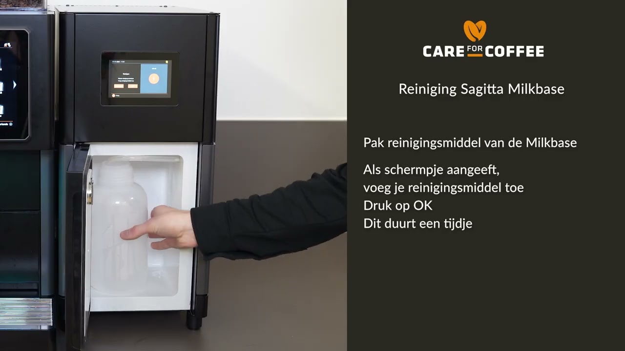 Reinigen  milkbase van de Sagitta milk
