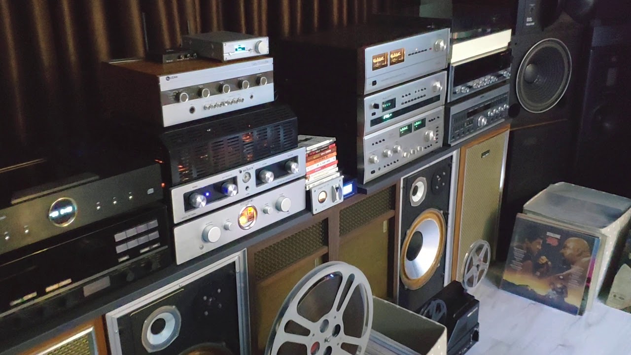 ACCUPHASE 303X VS Accuphase 302