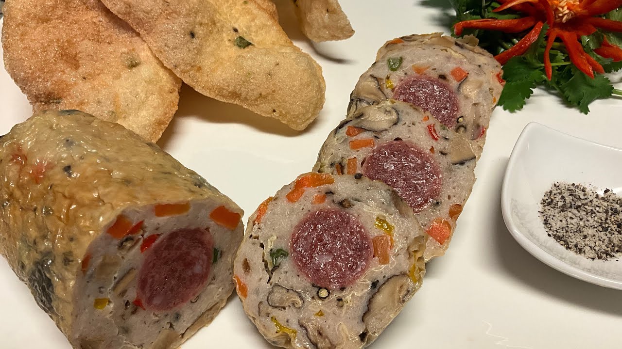 Một món ngon cho ngày TẾT  CHẢ CUỘN NGŨ SẮC nhanh gọn lẹ by BÉ BỰ 