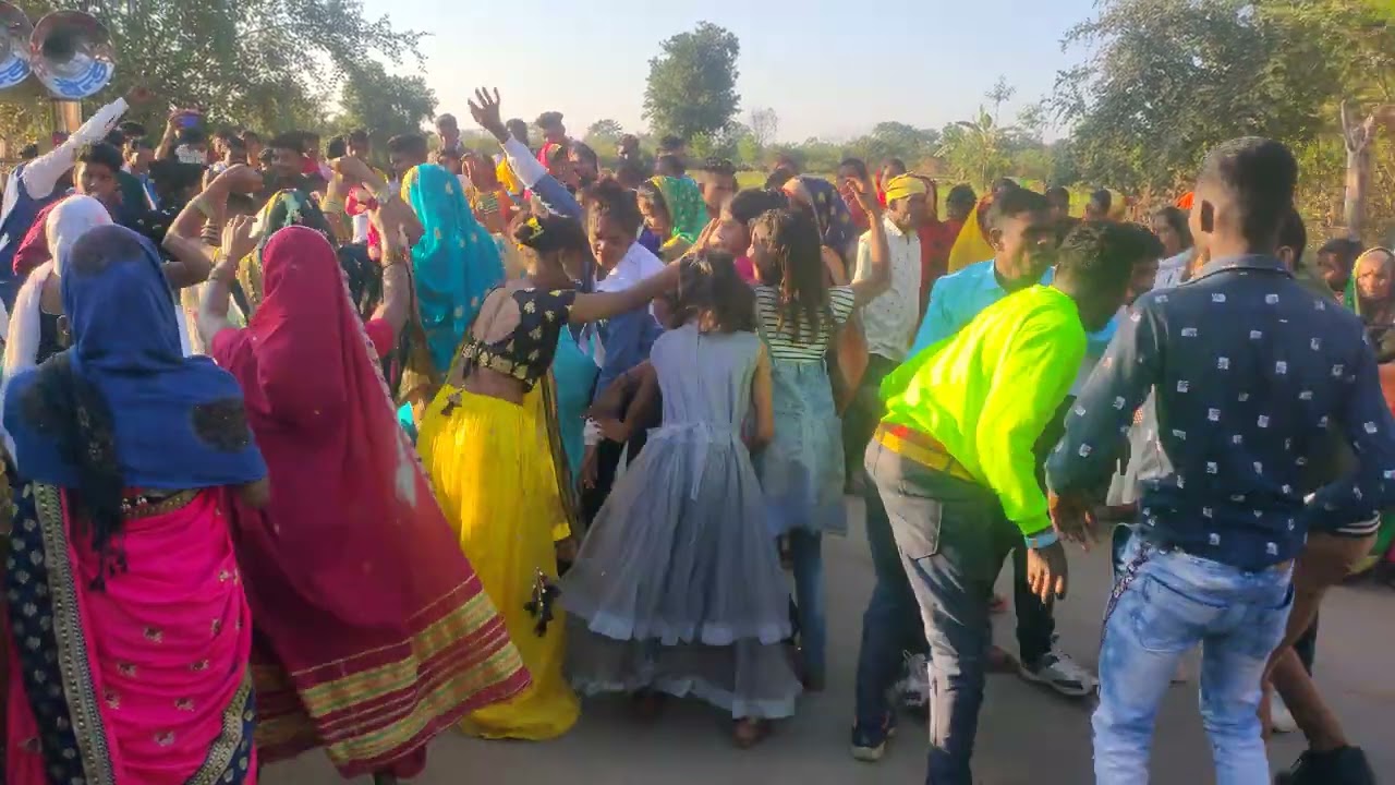 Friends ki Shadi, Adiwasi , dance culture,,