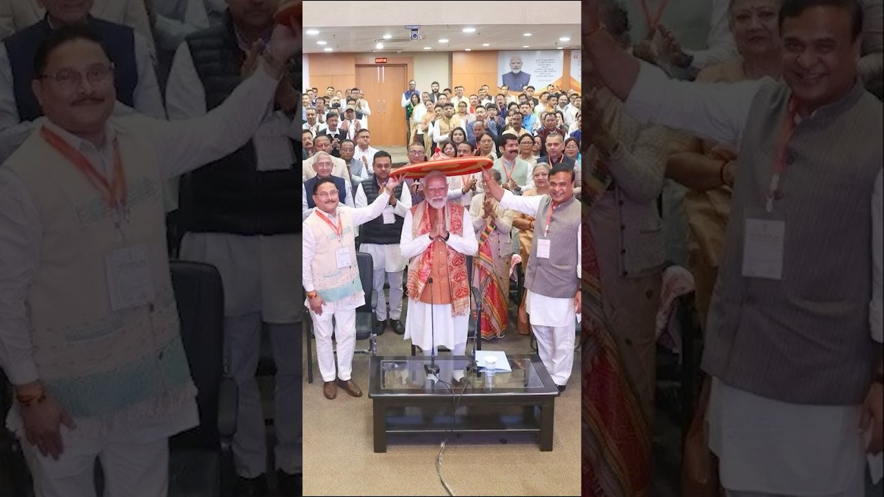 PM Modi meets Assam BJP Karyakartas in Guwahati