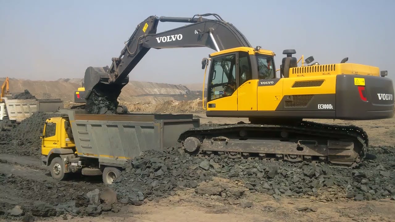 Volvo EC300DL Hydraulic Excavator