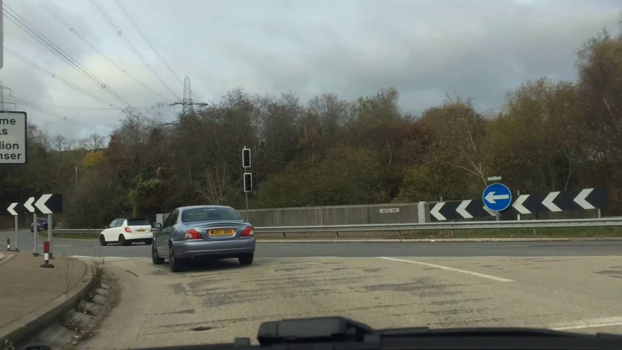 Driving Pontypridd to Brynmawr A470 / A465 (Heads of the Valleys Road)