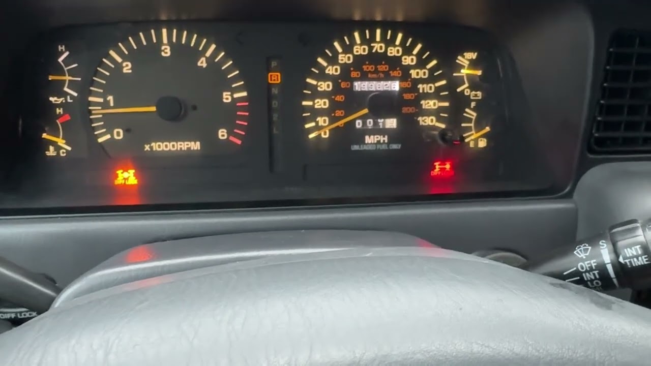 1996 FZJ80 Cold Start and Locker Demo 