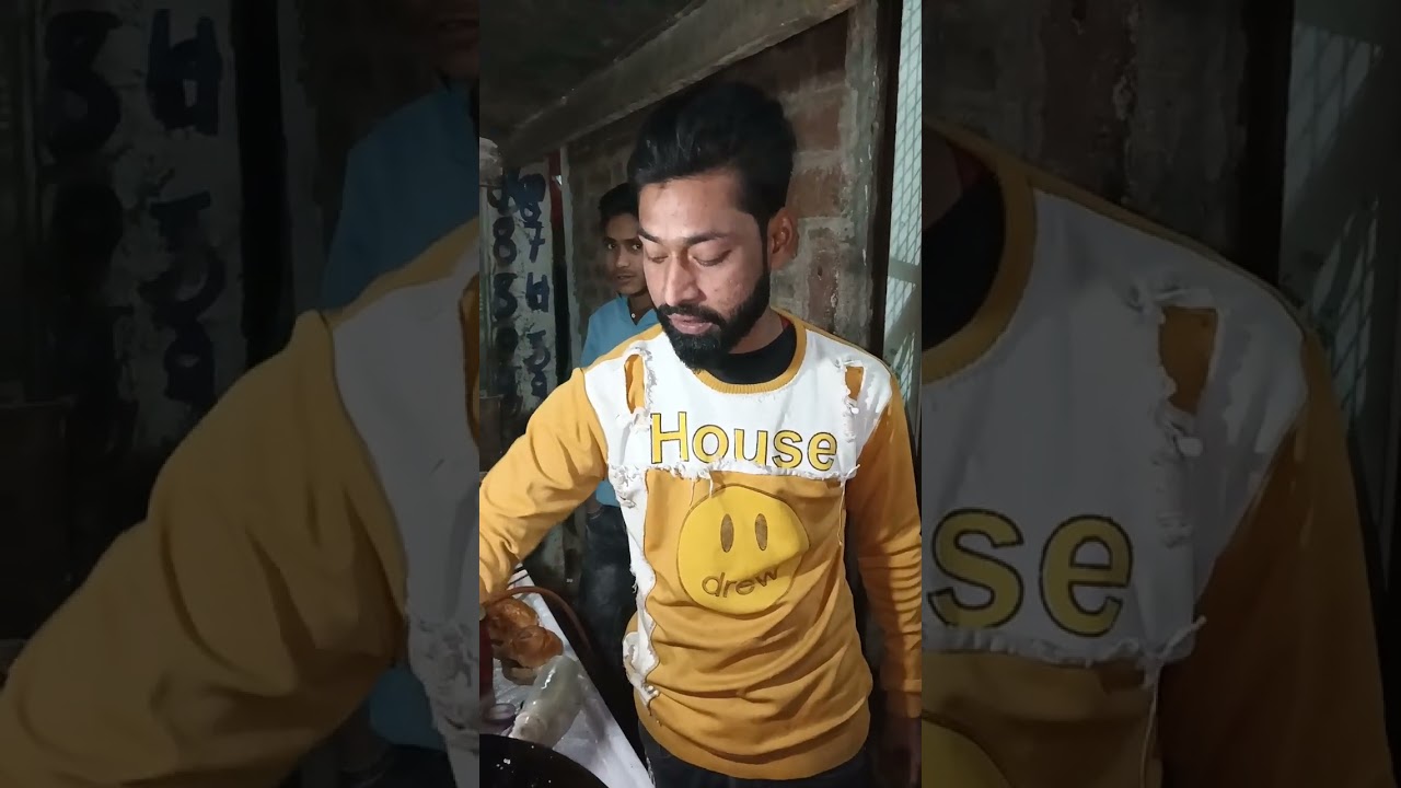Monu bhai ka burger jila Bijnor tahsil Nagina jis bhai ko bhi khana manjeera Shakru aana Tower ka 