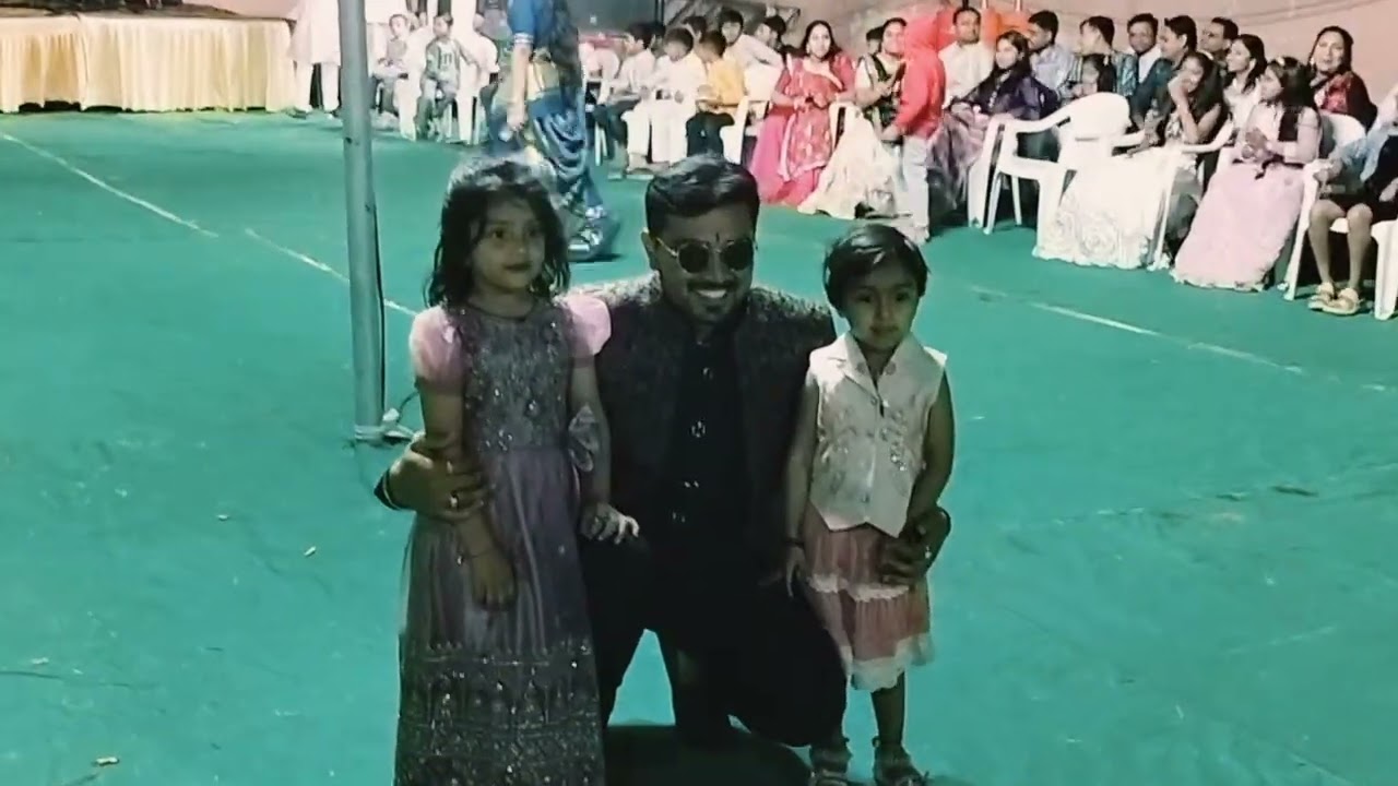 Biyanka and bhavisha Mama ke sath dance