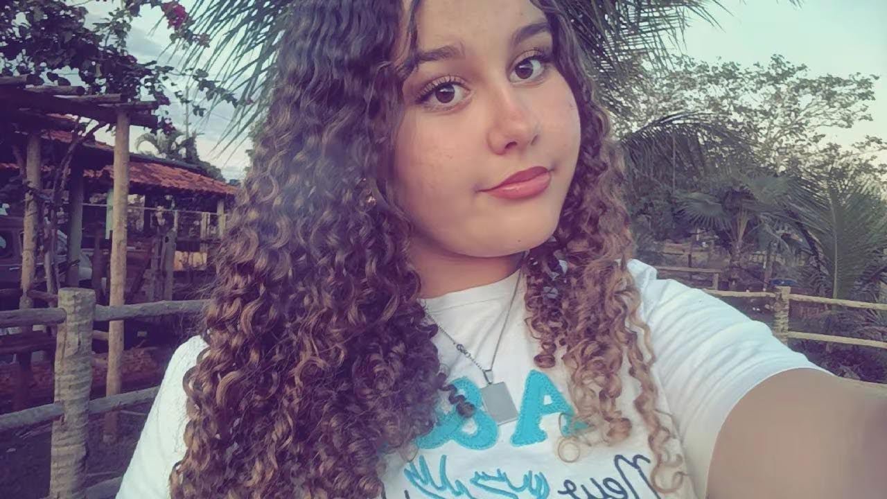 Dona do meu destino - Lívia Moraes ( Cover )