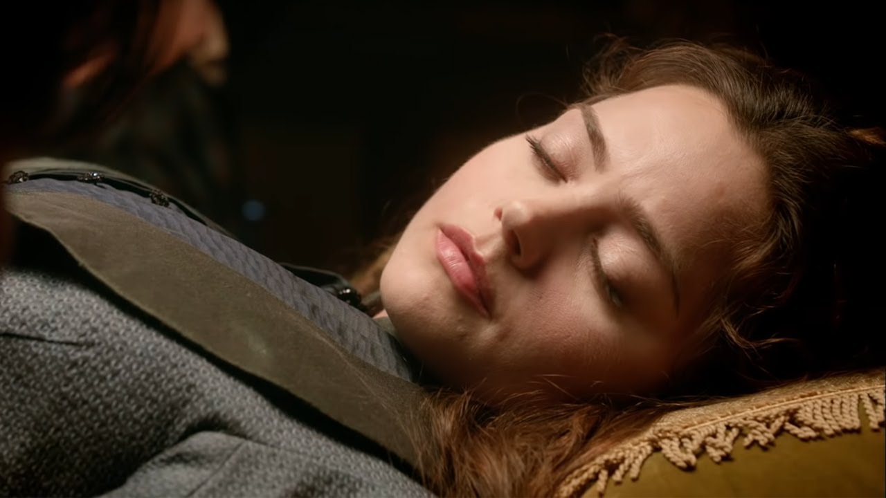 Clara Dies on Christmas Day | The Snowmen | Doctor Who