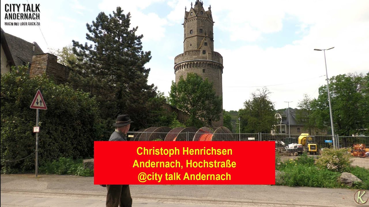 Christoph Henrichsen spricht über die Hochstraße in Andernach